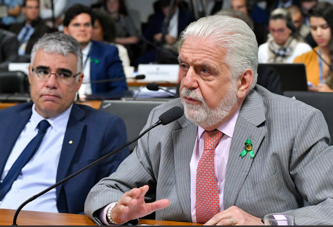 Wagner para Moro: 'Vossa Excelência pensa na hipótese de pedir renúncia do cargo ou afastamento para não interferir no julgamento?' Foto: Reprodução Wagner para Moro: 'Vossa Excelência pensa na hipótese de pedir renúncia do cargo ou afastamento para não interferir no julgamento?' Foto: Reprodução